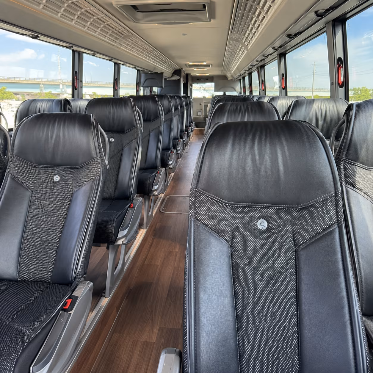 charter bus pickups and drop offs at hartsfield jackson atlanta international airport atl