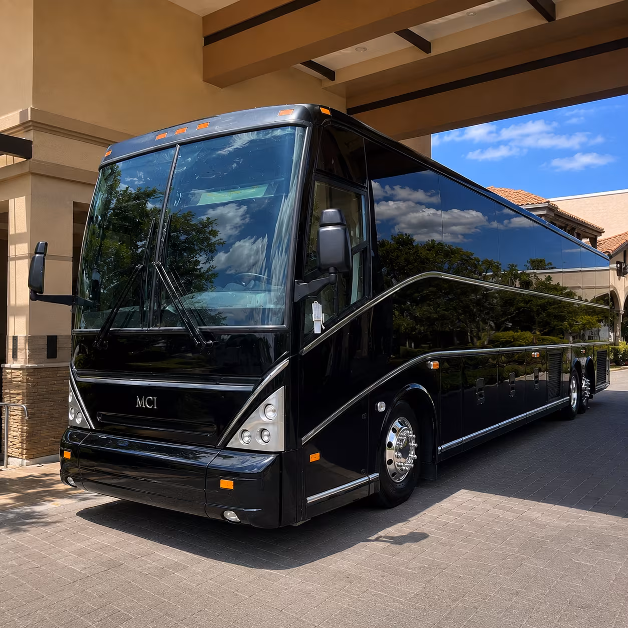 charter bus shuttles between sandy springs and dobbins air reserve base