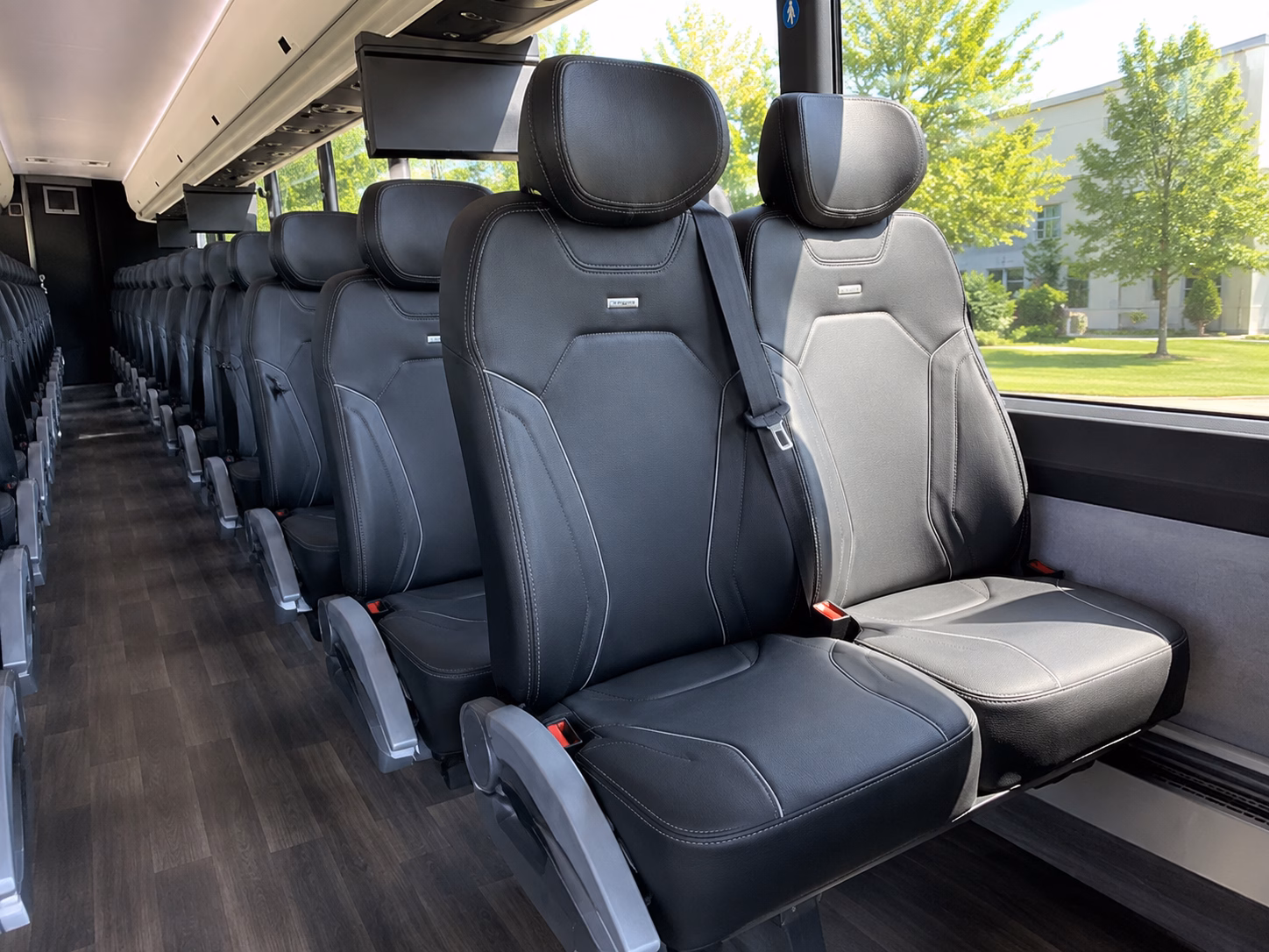 charter buses and party buses for bachelorette wine tours in sandy springs